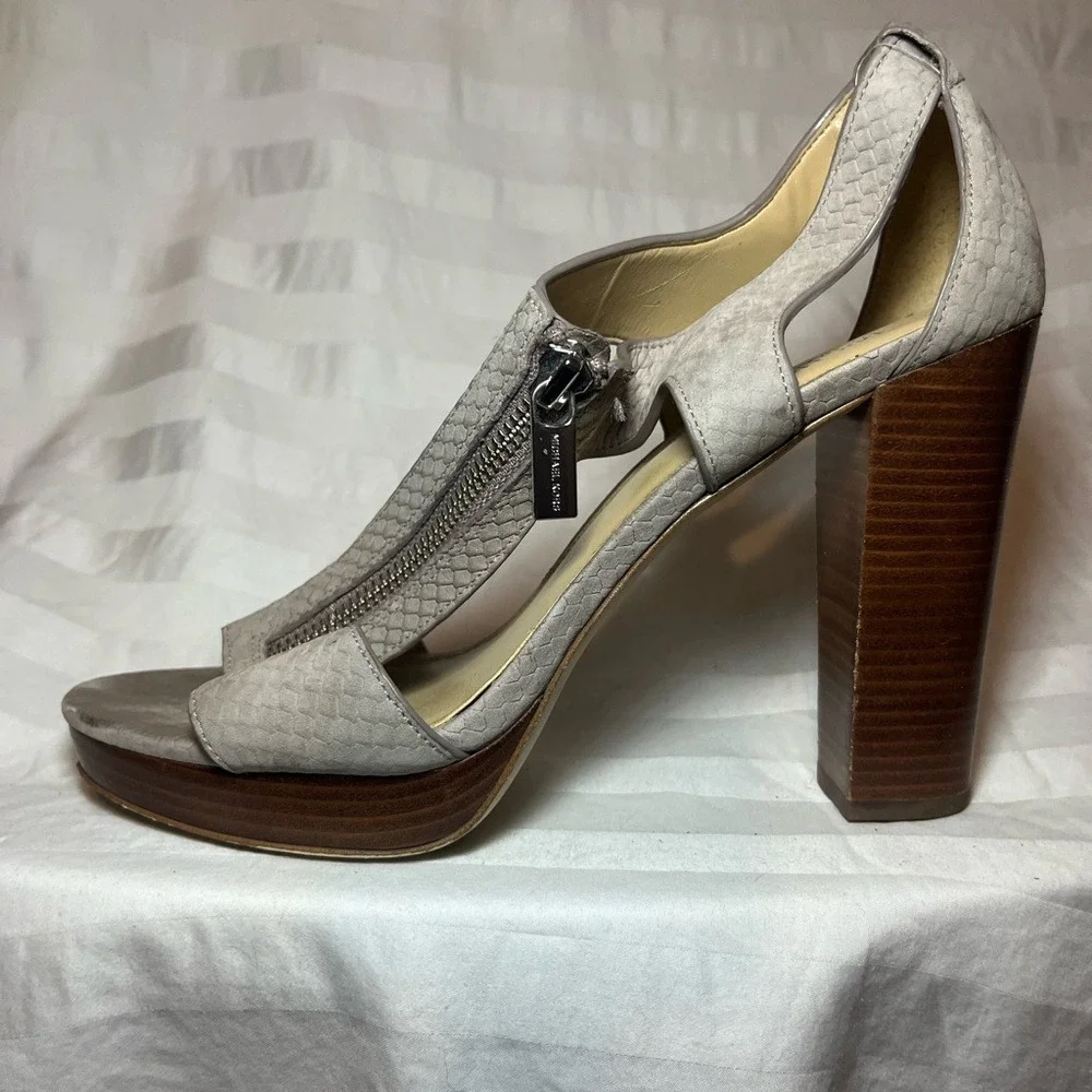 Michael Kors Grey Snakeskin Embossed Platform Sandals Front Zip Heel 8.5
